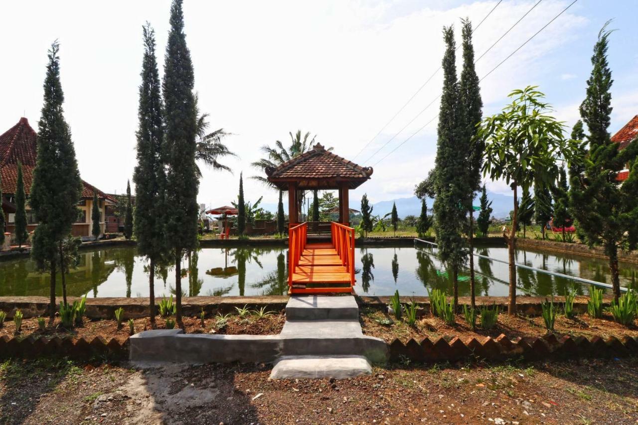 Hotel Agung Permata Artha Cipanas  Ngoại thất bức ảnh